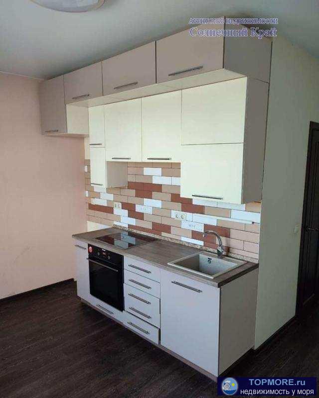 Продается двухкомнатная квартира в ЖК 'Времена года' в г.Анапа. 63 кв.м.  В квартире выполнен качественный ремонт.... - 2