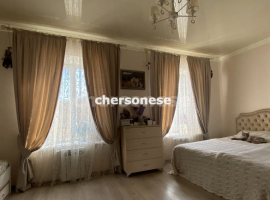 Продаётся светлая, с дизайнерским ремонтом квартира 50 кв.м  на...