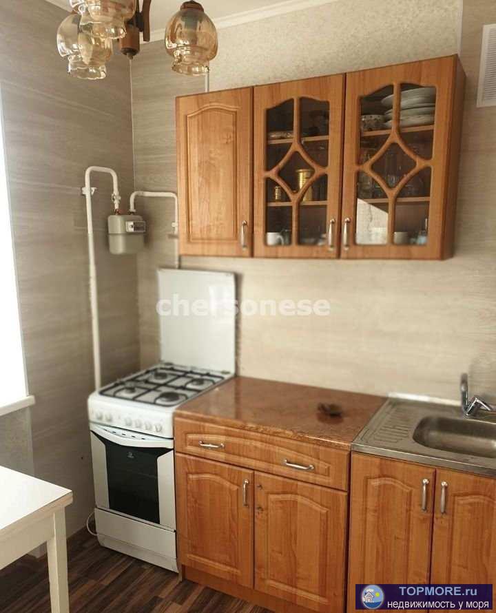 Продается двухкомнатная квартира на Хрусталева.  Квартира расположена на 5 этаже пятиэтажного дома. Квартира светлая,... - 1