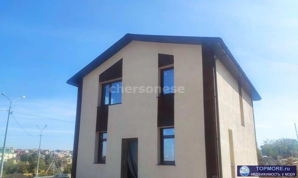 Продажа дома 130 кв.м. на участке 6 сот ИЖС по ул. Античный бульвар район 7-го км. Балаклавского шоссе.  Участок...