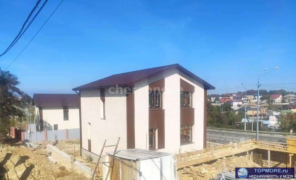 Продажа дома 130 кв.м. на участке 6 сот ИЖС по ул. Античный бульвар район 7-го км. Балаклавского шоссе.  Участок... - 1