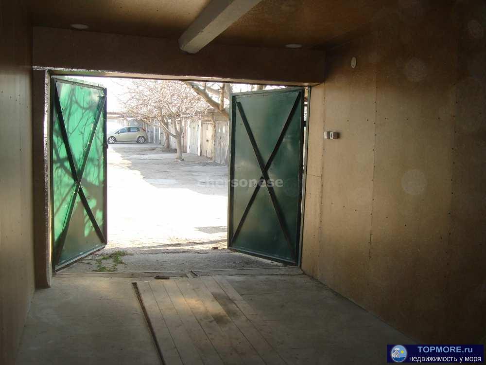 Продается каменный гараж в ГК Океан-3 , охрана, 1 линия, яма. Оформлен в собственность (приватизация РФ).  Территория...