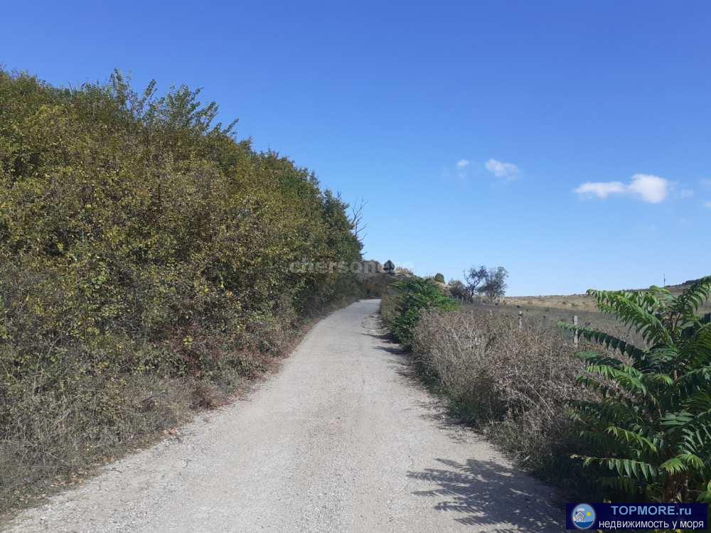 Продается участок 8 сот, ИДС, ул. Фортификационная, Балаклава.  Участок пустой, большой, имеет пологий уклон.   Есть... - 1