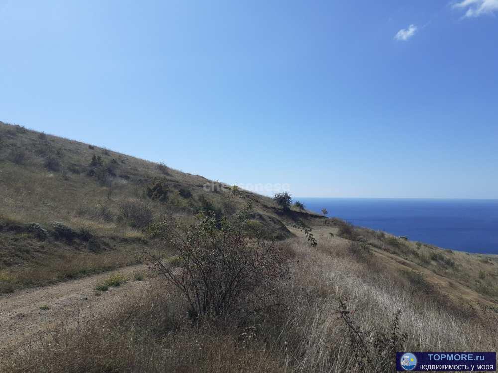 Продается участок 8 сот, ИДС, ул. Фортификационная, Балаклава.  Участок пустой, большой, имеет пологий уклон.   Есть... - 2