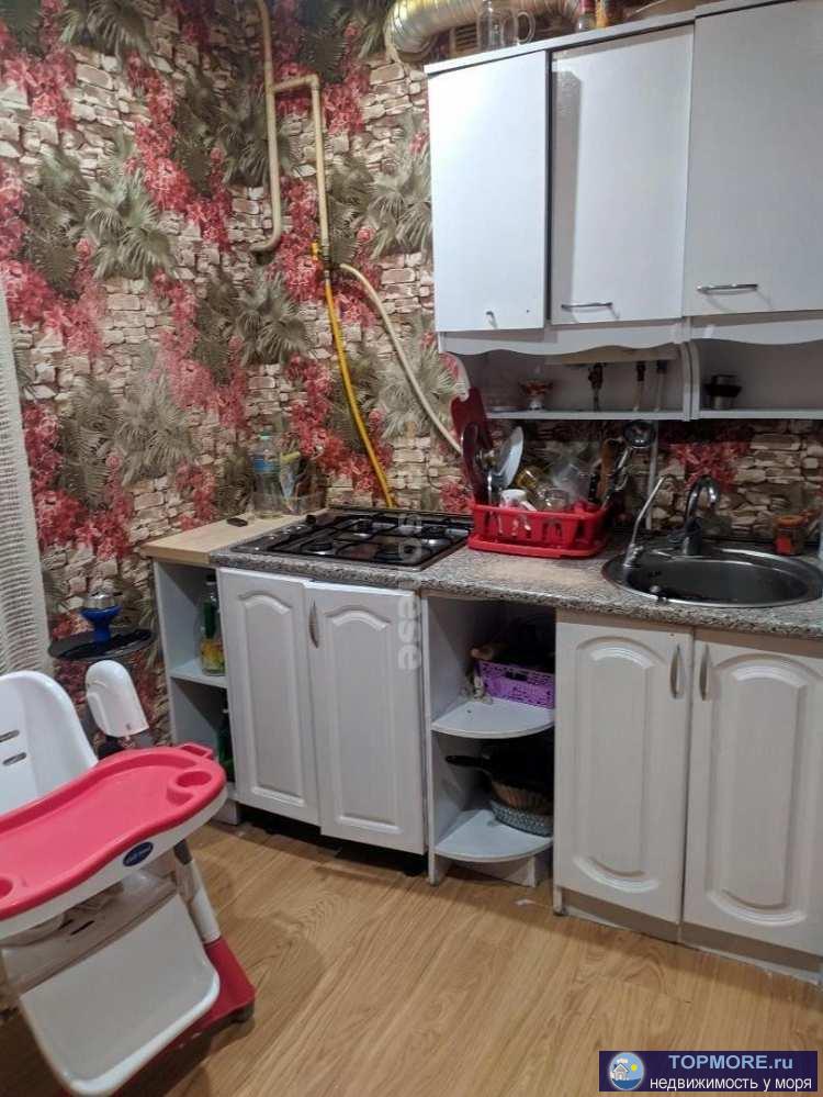 В продаже квартира в Балаклаве.  Сделан косметический ремонт, комнаты раздельные, есть газовая колонка.  Район с... - 2