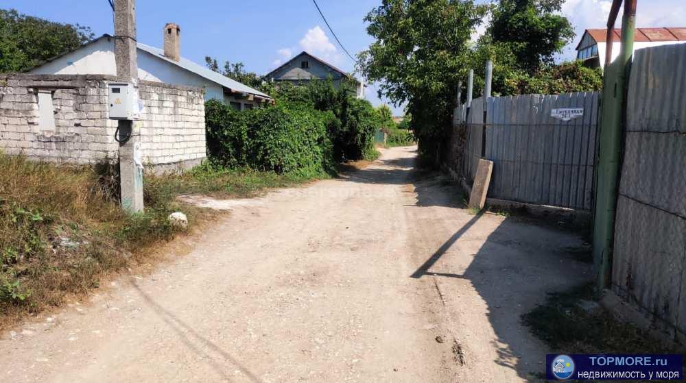  Предлагается к продаже участок в географическом центре города Севастополя, общей площадью 4,6 сотки.  У участка...