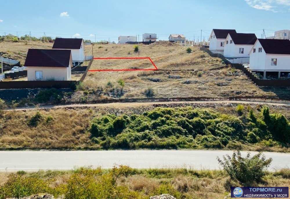 На срочной продаже участок 4 сотки на улице Василия Колодкина.  Участок видовой, правильной формы с небольшим... - 1