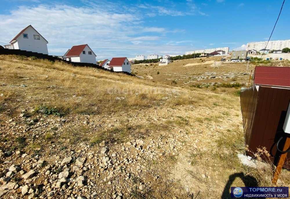 На срочной продаже участок 4 сотки на улице Василия Колодкина.  Участок видовой, правильной формы с небольшим... - 2