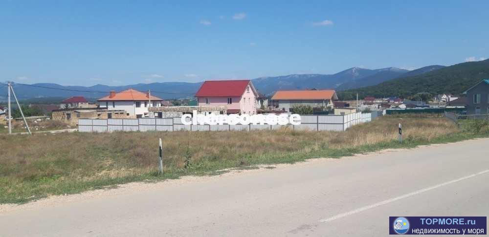Продажа / Земельные участки, село Орлиное, улица Урожайная, 5 000 000 р. На срочной продаже видовой участок для ИЖС 9,55 соток в с. Орлиное, Байдарская долина. Участок ровный, прямоугольной...