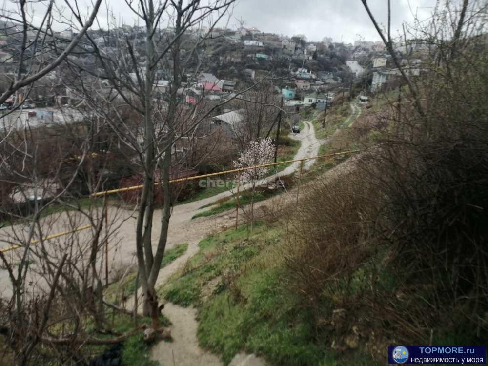 Продаётся видовой участок 9,5 сотки ул.Лагерная в Ленинском районе. Участок на склоне, за счёт этого имеет видовые... - 2