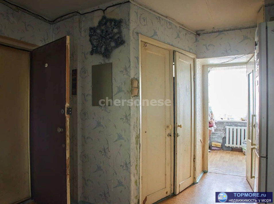Продается просторная трехкомнатная, крупногабаритная квартира по адресу Хрюкина 3, расположенная на четвертом этаже... - 2