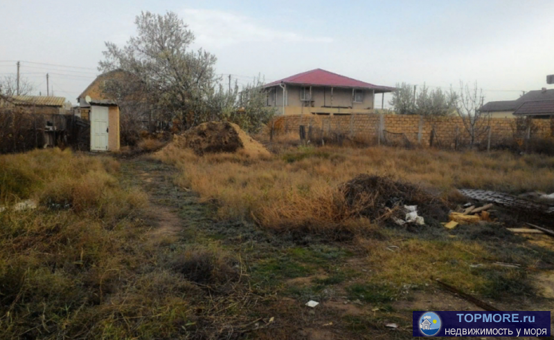 Продам участок 8 сот в орловке. На участке стоит недосторой первый этаж, уложены плиты. И ещё одноэтажной здание,... - 1