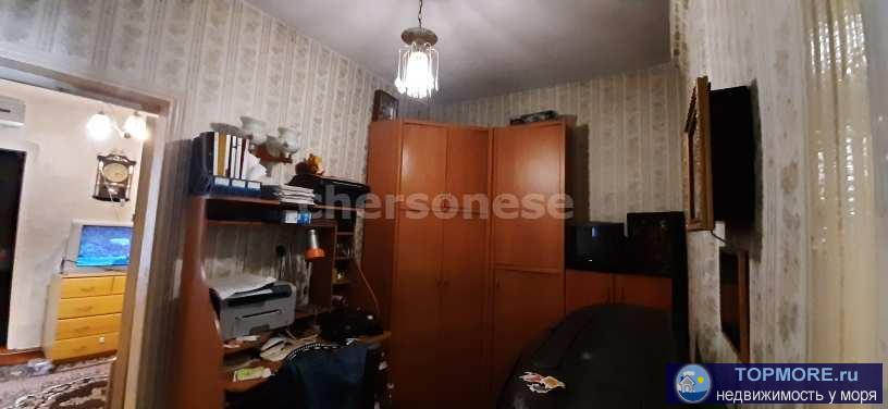 Продается дом в центре города! Со всеми городскими коммуникациями!  Дом построен из инкерманского камня, очень тёплый...