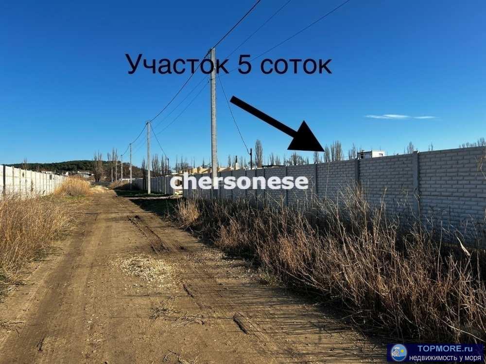 Продажа / Земельные участки, поселок Любимовка, улица Софьи Перовской, 2 600 000 р. Продаётся земельный участок 5 соток( земли населённых пунктов) в новом застраивающимся коттеджном посёлке Любимовка...