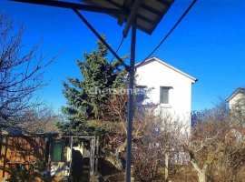Продается  двухэтажный дом 60 кв.м. на участке земли 7 сот. с видом...