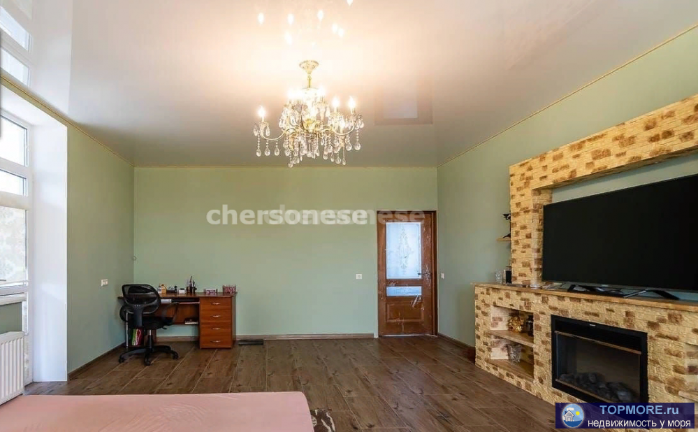  В прямой продаже видовая трёхкомнатная квартира в тихом центре.     Важно: цена ниже чем у застройщиков, это именно... - 1