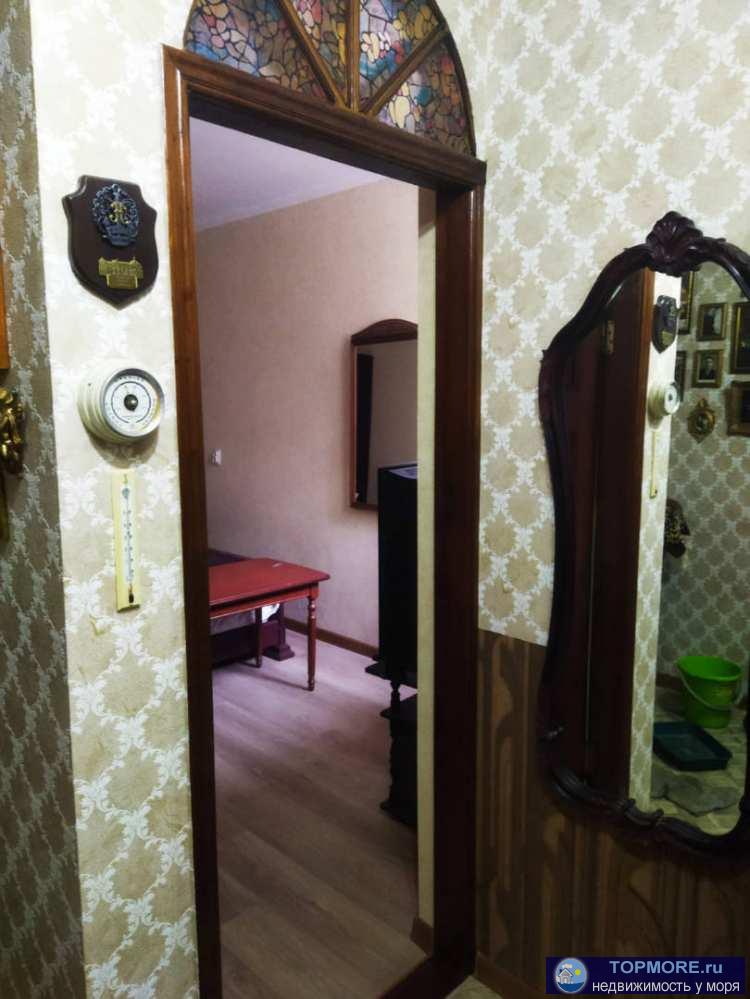 Лот № 156871.   Продаётся большая 4-комнатная квартира в Лазаревском по выгодной цене.Сделан свежий ремонт, ламинат,... - 1