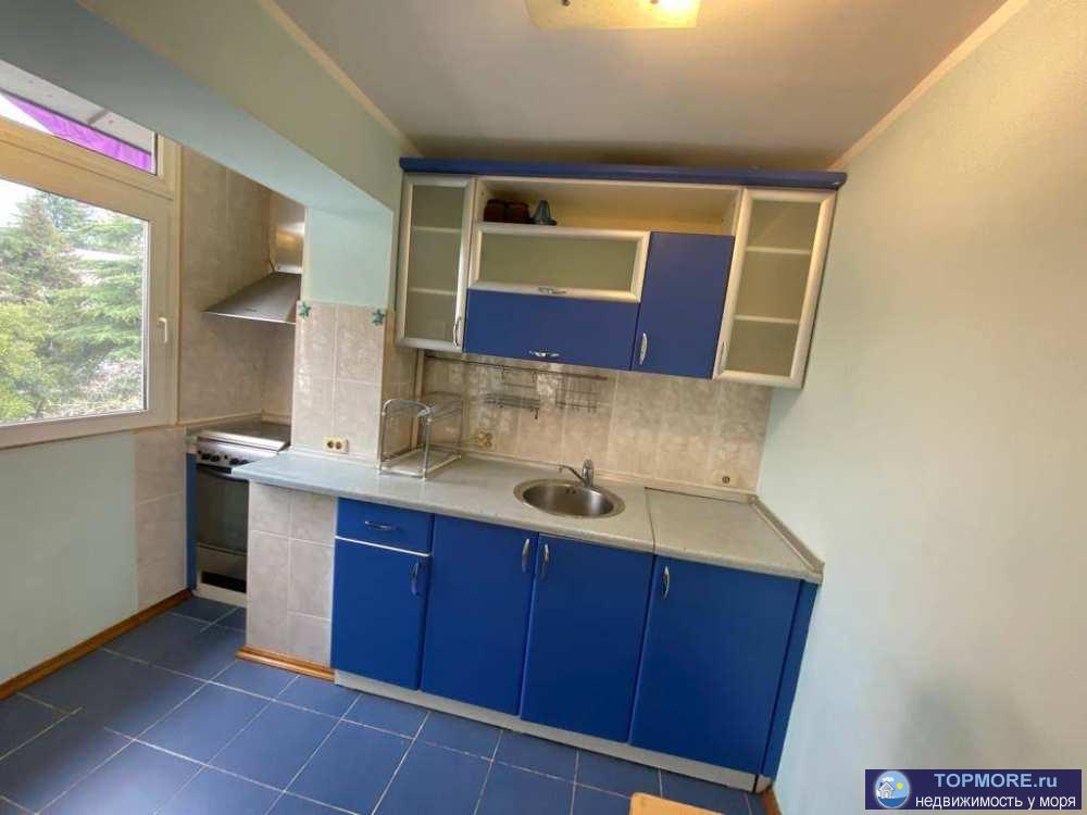 Лот № 155859. Продается двухкомнатная квартира редкой планировки , 4 окна ,угловая. Удобное расположение дома для... - 1