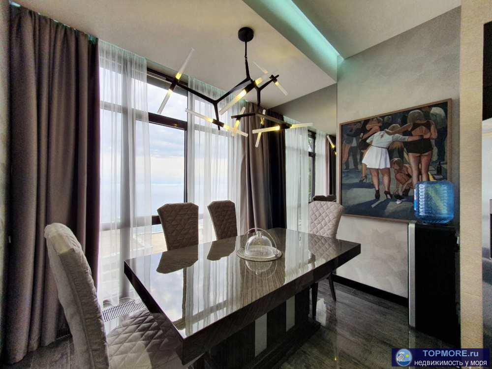 Лот № 153740. Элитная квартира в Лазурном берегу на втором этаже с прямым видом на море  Эксклюзивный дизайнерский...