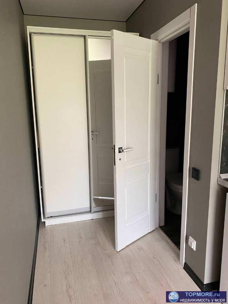 Продается студия от агенства. Удачное месторасположение на равнине.  Вид из окон на тихий двор. Территория комплекса... - 2