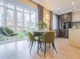 Лот № 148077. 
Оригинальная квартира с новым шикарным ремонтом в...