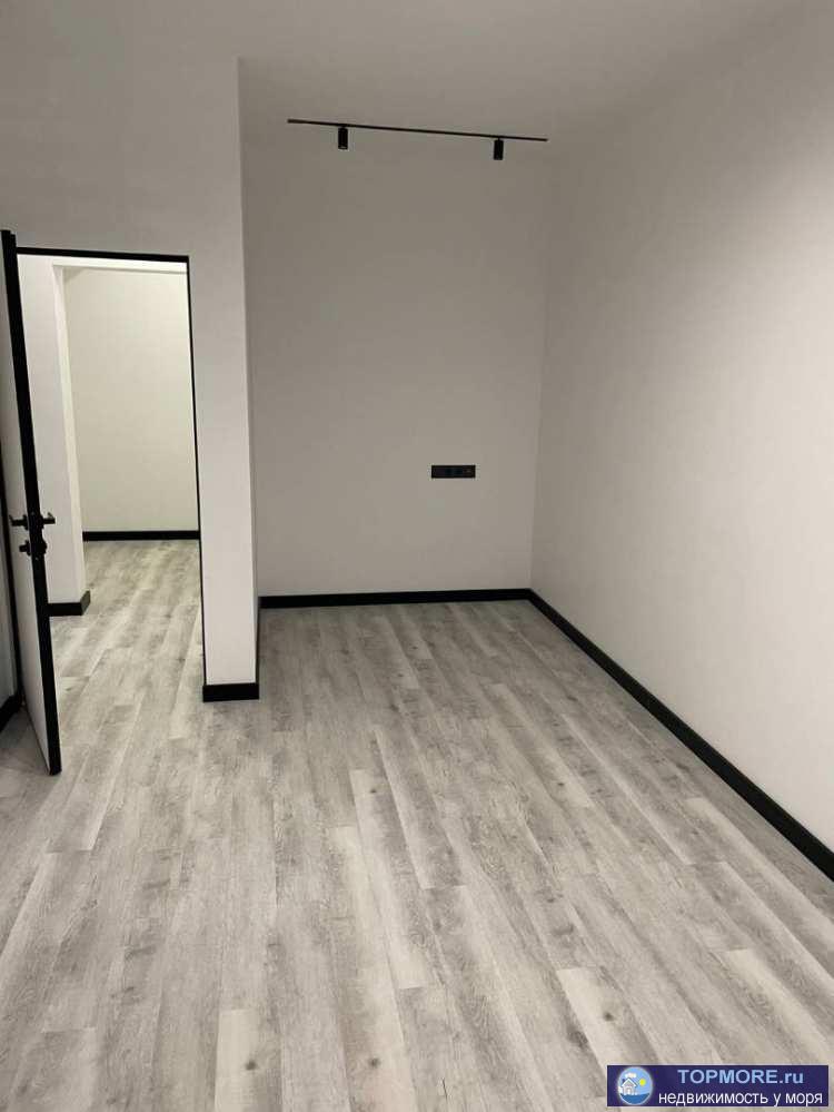 Лот № 159435. Апартаменты с новым качественным ремонтом.  Новый заселенный дом, чистые подъезды, только расставить... - 1