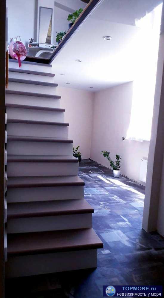 Лот № 160269. Продается уютная 2-уровневая квартира 48 кв.м. на Лысой горе. В микрорайоне есть магазины и... - 1