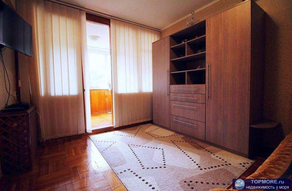 Лот № 160751. Продаю квартиру в центре города Сочи. У самого Черного моря .Локация не просто центр -самый центр ,все... - 2