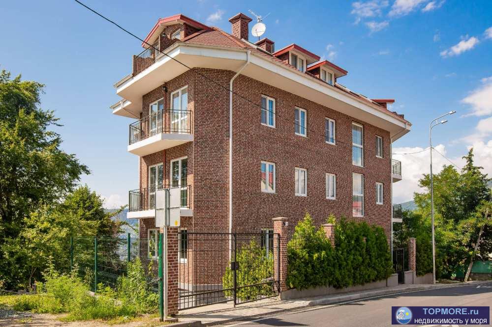 Продаётся просторная светлая квартира в клубном доме. Респектабельные соседи, закрытая территория, видеонаблюдение,...