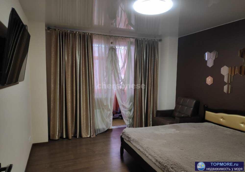В продаже двухкомнатная квартира в Гагаринском районе города Севастополь.  Вся мебель и техника остаются в подарок.... - 2