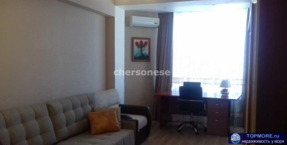 Сдается двухкомнатная квартира, район Омеги, проспект Античный 24  Квартира расположена на 9 этаже, 10-ти этажного...