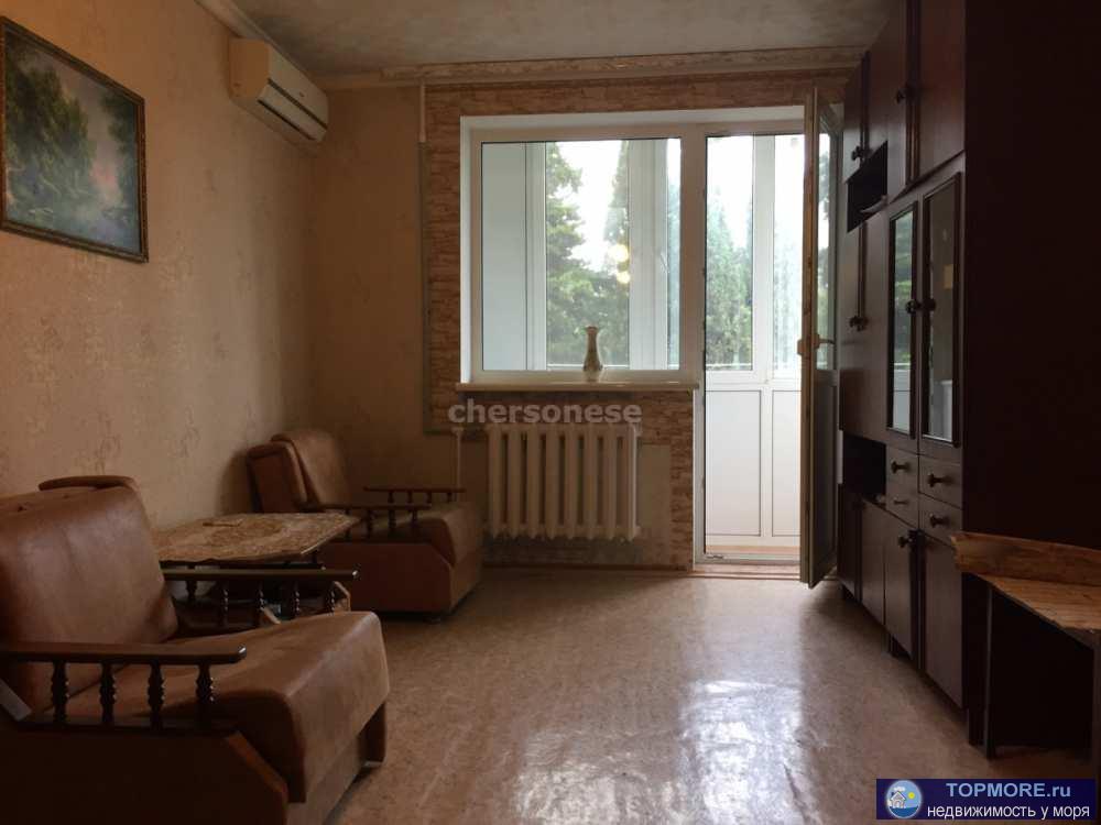 Продам однокомнатную квартиру  по улице Ерошенко, очень уютно расположена в тихом  с зелеными насаждениями месте....