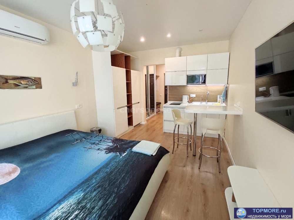 Предлагаю к продаже квартиру у моря 25 кв.м. с дорогим дизайнерским ремонтом!  Ремонт выполнен в современном стиле из... - 2