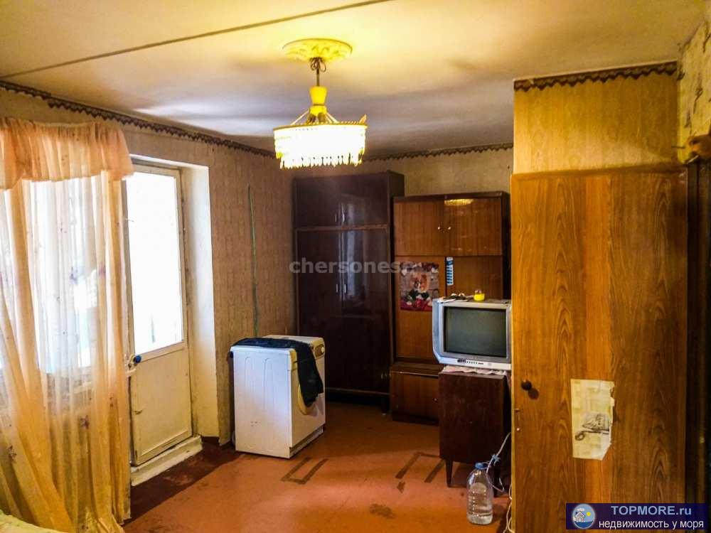 В продаже квартира на проспекте Генерала Острякова.  Квартира расположена на втором этаже.  Позвоните мне, чтобы... - 2