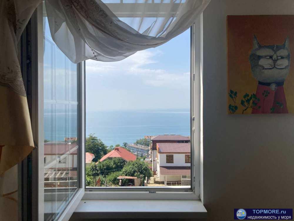 Продается двух комнатная квартира с видом на море в г Сочи.Панорамный вид на море.Квартира светлая, уютная,...