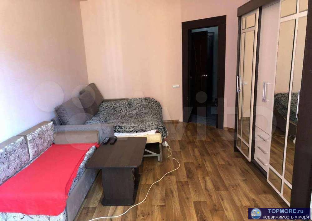 Продажа / Квартиры, Сочи, переулок Рахманинова, 11 500 000 р. Лот № 162276. Продажа однокомнатной квартиры в центральном Сочи, район Новый Сочи. Общая площадь - 40 м2. Тихий... - 2