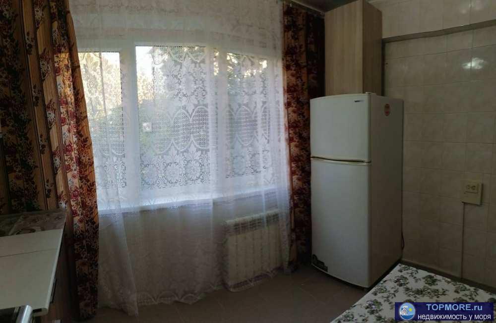 Лот № 162183. Продается 2-комнатная квартира в Сочи, в Лазаревском в тихом спальном районе.  Квартира 48 м2...