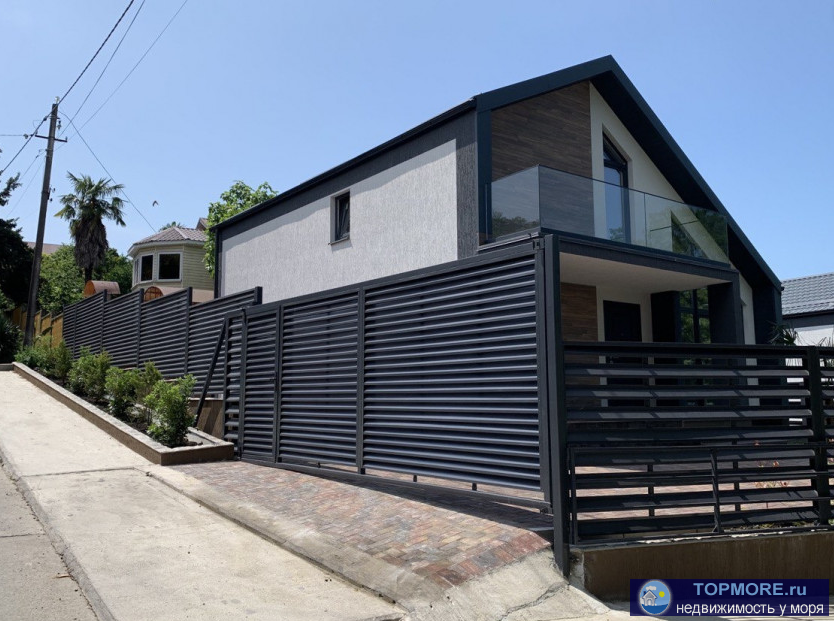 Дом находится в центрально поселке в самом сердце Дагомыса. Коттеджный поселок расположен в изоляции от суеты и шума,... - 1