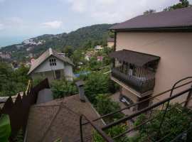 Лот № 159732. Дом 3 этажа, с ремонтом 175 м2, садом, гаражом,...