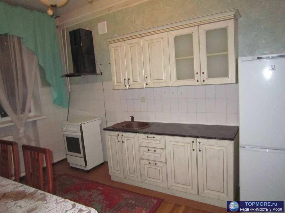 Продаю просторный дом в Краснодаре.1997 года ввода в эксплуатацию 450 м2, 3 уровня, облицован 50% итальянский кирпич... - 2