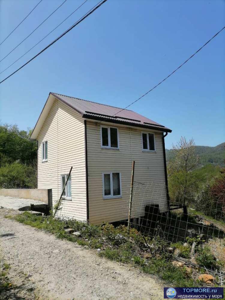 Продаётся дом в снт Заря 6, 72 кв.м. 5 соток земли назначение садоводство. Коммуникации: свет, вода скважина, септик.