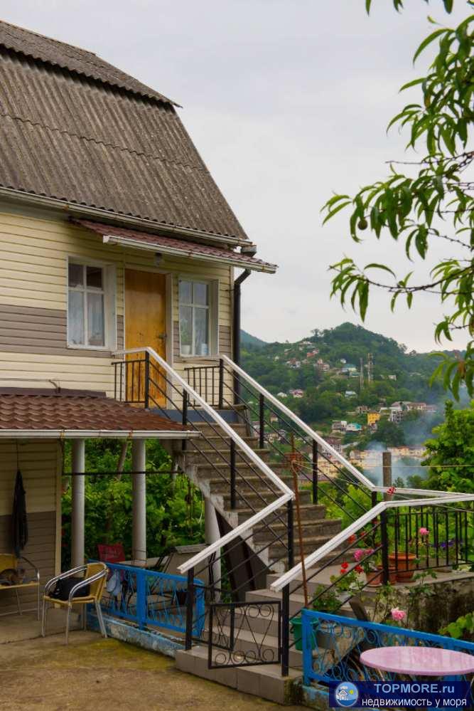 Срочно продаю дом в центральном районе г. Сочи. Дом 100 м2, с ремонтом, 8 комнат, кухня, центральные коммуникации,...