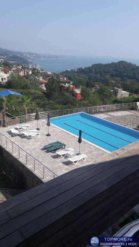 Вашему вниманию представляется элитный апартамент с огромной террасой, аналог таунхауса. Площадь - 450 кв. м., внутри...