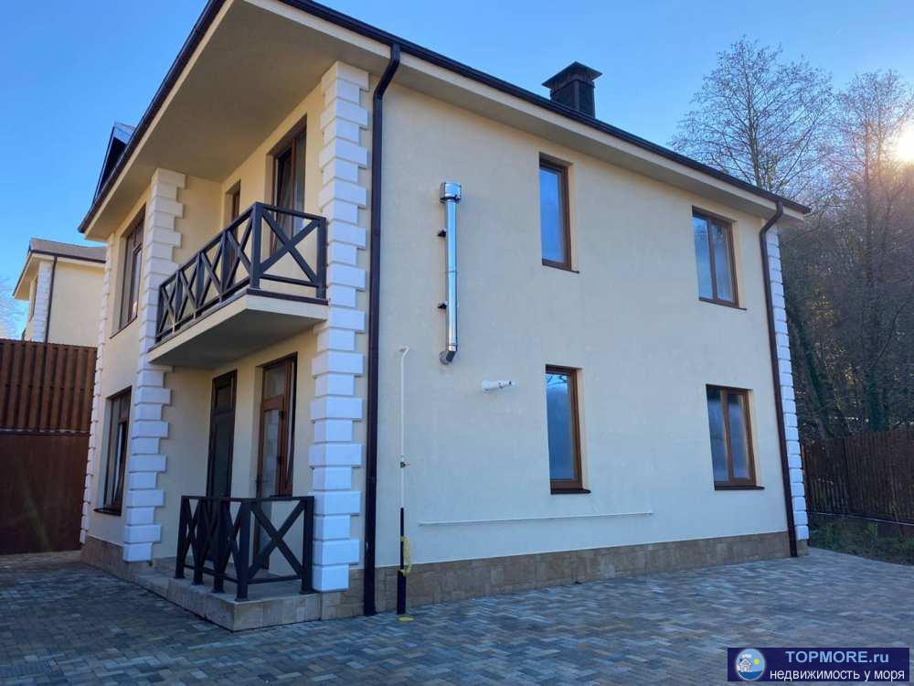 Продаётся дом на 2 этажа площадью 175 м2 на ровном участке, площадью 4 сотки. г.Сочи, Лазаревский район, пос....