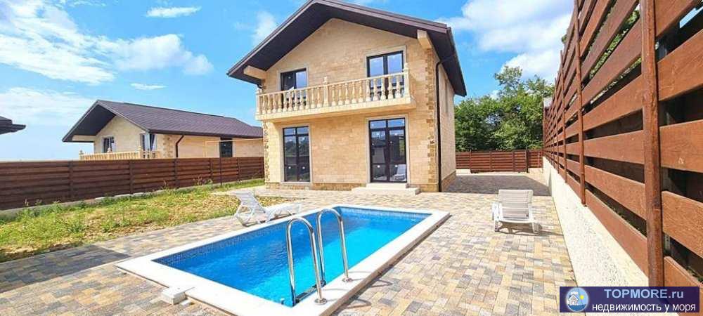 В продаже дом в Адлерском районе пос. Черешня в месте с ровным рельефом и частной застройкой.  Коттедж площадью 140...