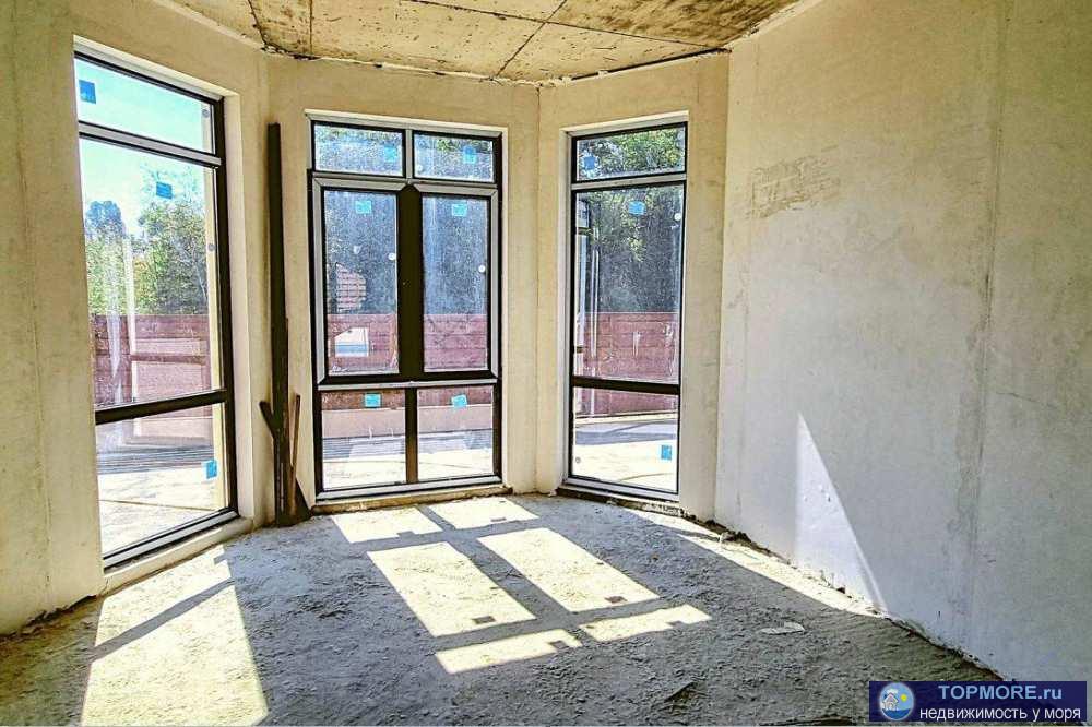 В продаже дом в Адлерском районе пос. Черешня в месте с ровным рельефом и частной застройкой.  Коттедж площадью 140... - 1