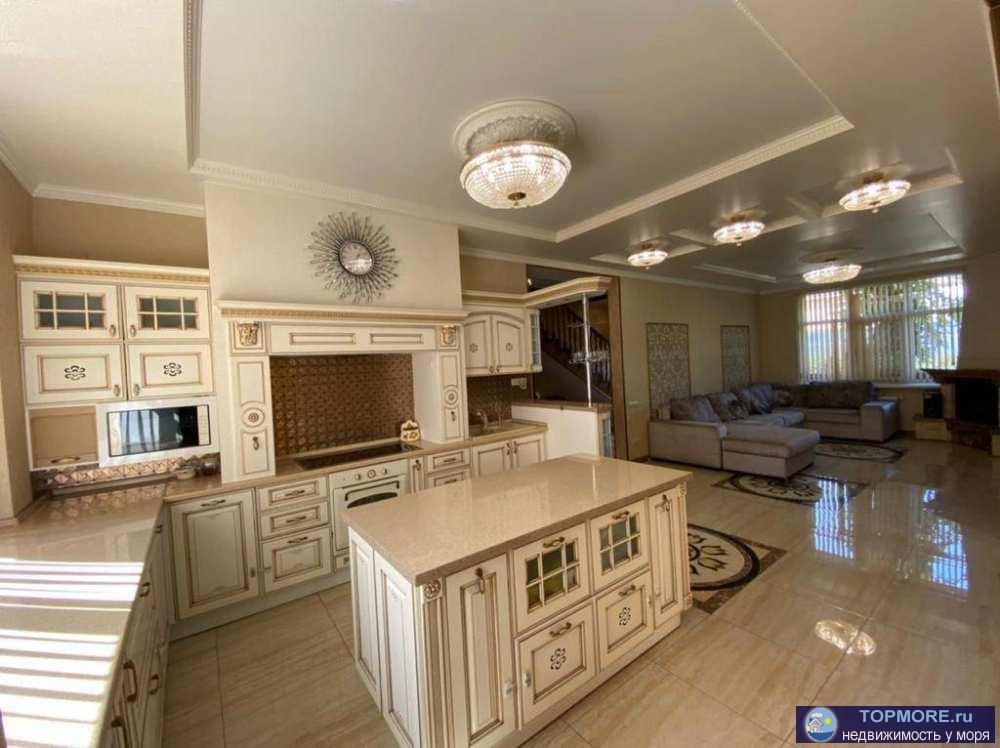 Лот № 161754. Продажа шикарного дома в Адлере, район Курортного городка. Общая площадь - 280 м2. Качественный... - 2