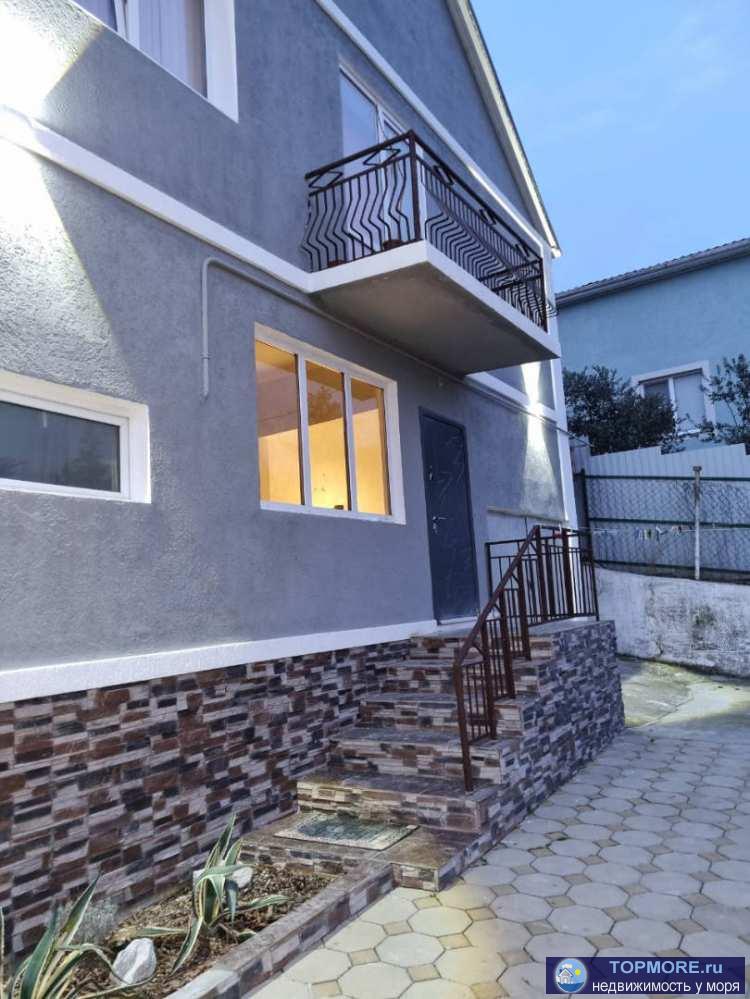Продажа / Дома и коттеджи, Сочи, улица Механизаторов, 43 000 000 р. Продаётся хороший 2-этажный кирпичный тёплый дом в не подтопляемом районе. Микрорайон Раздольное находится рядом с... - 1