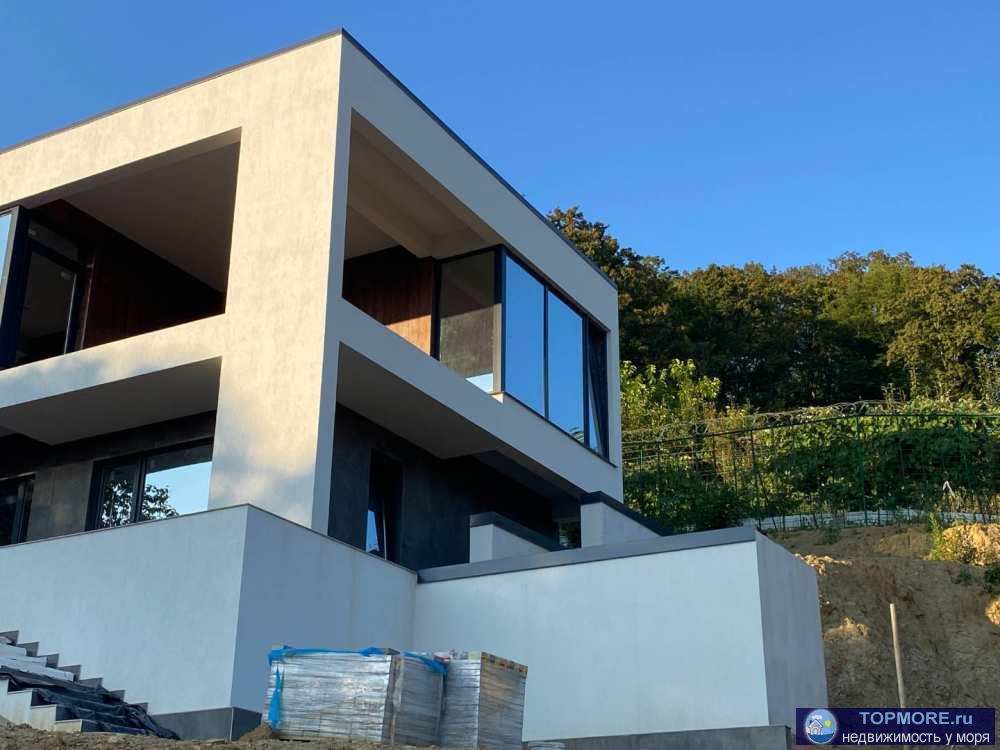 В продаже великолепная вилла с бассейном,  153 м2  на участке 3,6 сот, выполнена в современном стиле. Расположена... - 1