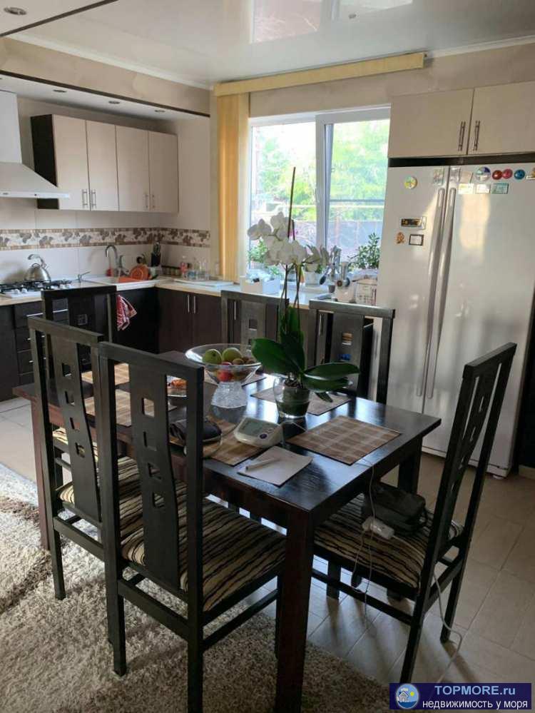    Предлагаю к продаже отличный дом 260 м2 ,участок ижс 9 соток  3 этажа-3 входа отдельных! Все коммуникации... - 2